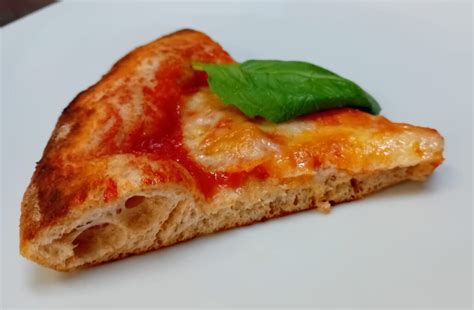  La Fragrante Pizza di Xingtai: Un Sogno Culinario Saporito e Piccante!